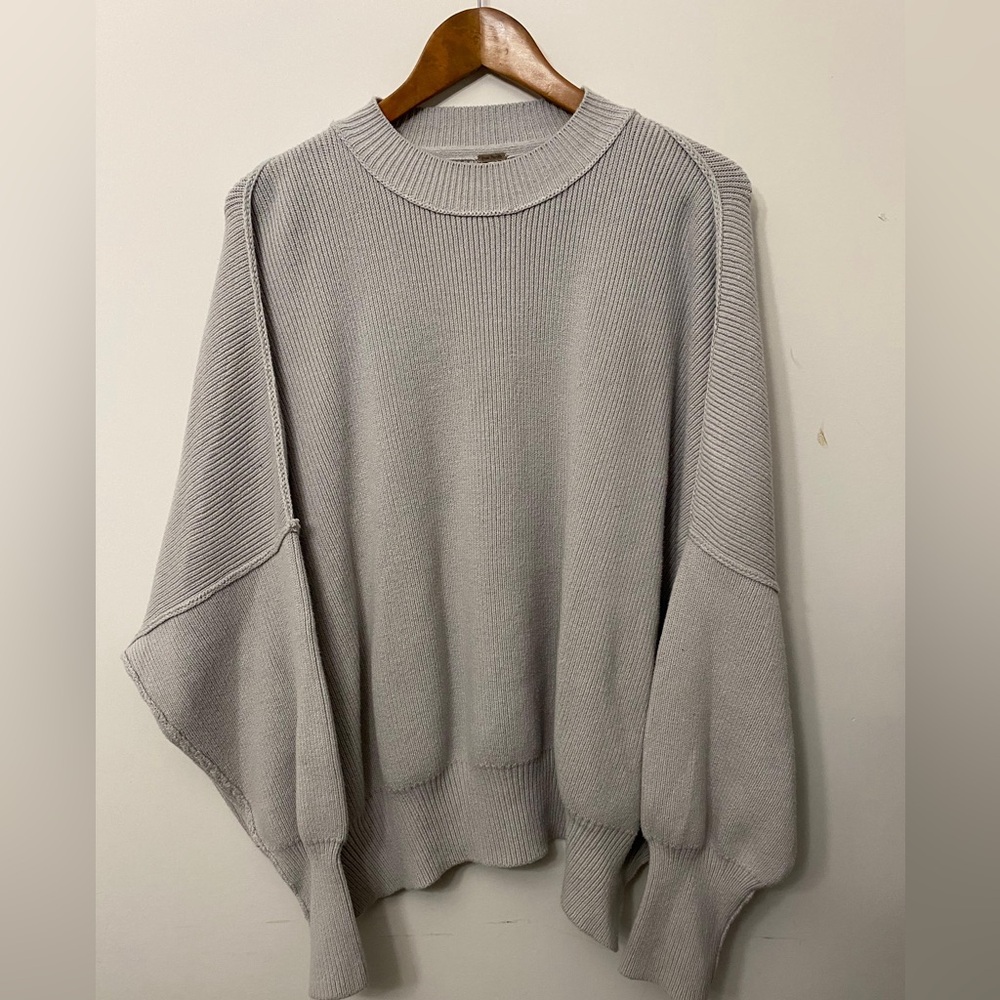 Free People Women's Light Gray Crewneck Sweater
